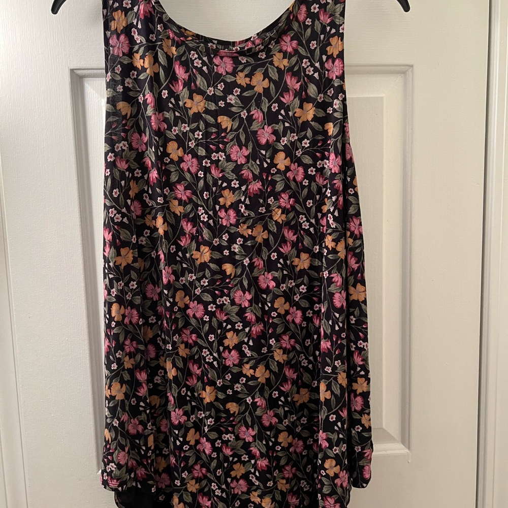 Old Navy luxe floral tank